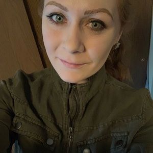 Meet your Posher, Kari